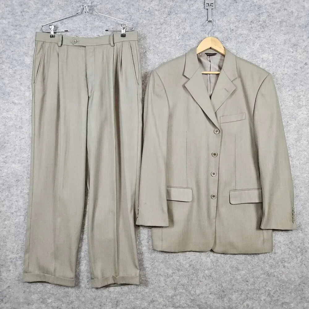 Caravelli 2-Pc‎ Men's Suit Beige Superior 150s Blazer Size 40R Pants 34x28 FLAWS